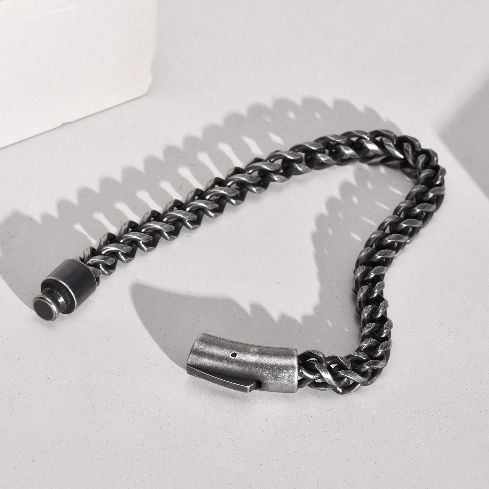 Bracelets Classification 304 Stainless Steel Chain Material Simple Style Solid Color Stainless Steel Men'S Bracelets Men's Chain Bracelets