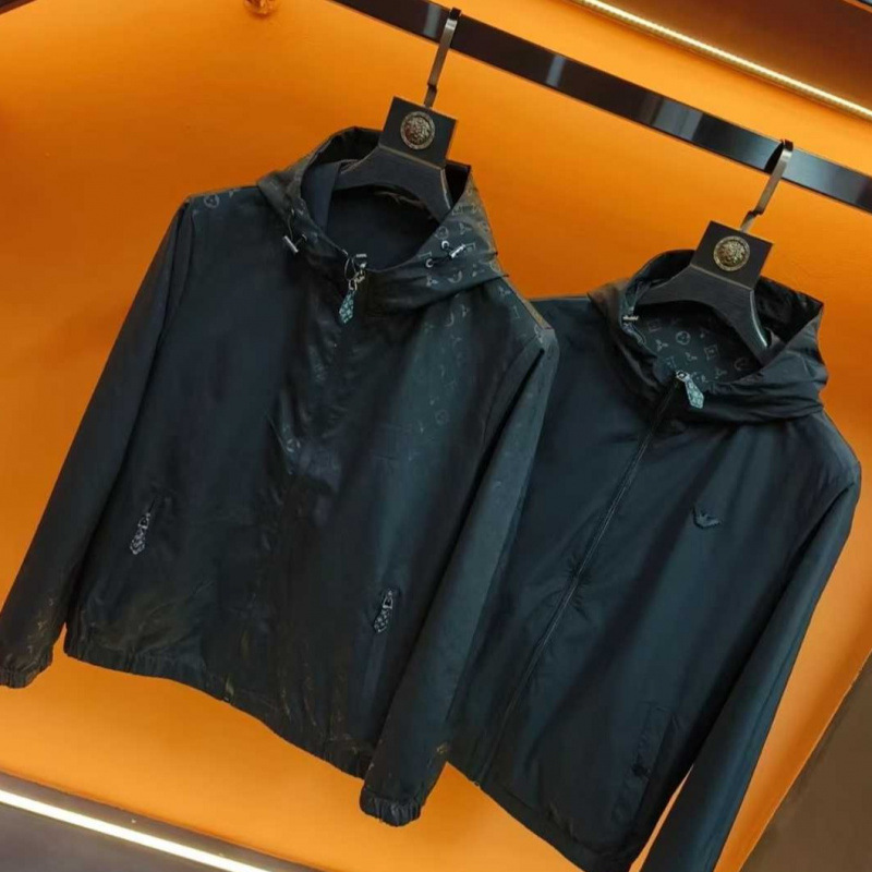 Spring and Autumn New Trend Embossed Hooded Slim-Fit Thin Jacket High-End European Style Windproof Stylish Black Coat Spring and Autumn New Trend Embossed Hooded Slim-Fit Thin Jacket High-End European Style Windproof Stylish Black Coat