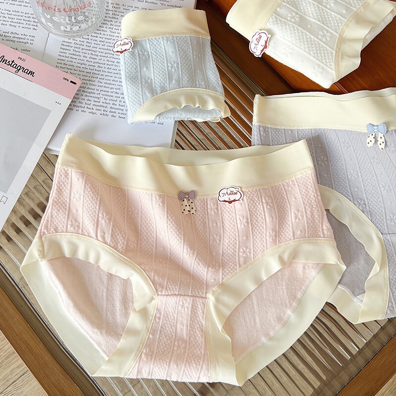 7A Full Pants Anti-bacterial Baby Cotton Underwear Comfortable Women's Sweet and Traceless Mid-waist Breathable Elastic Student Briefs 7A Full Pants Anti-bacterial Baby Cotton Underwear Comfortable Women's Sweet and Traceless Mid-waist Breathable Elastic Student Briefs
