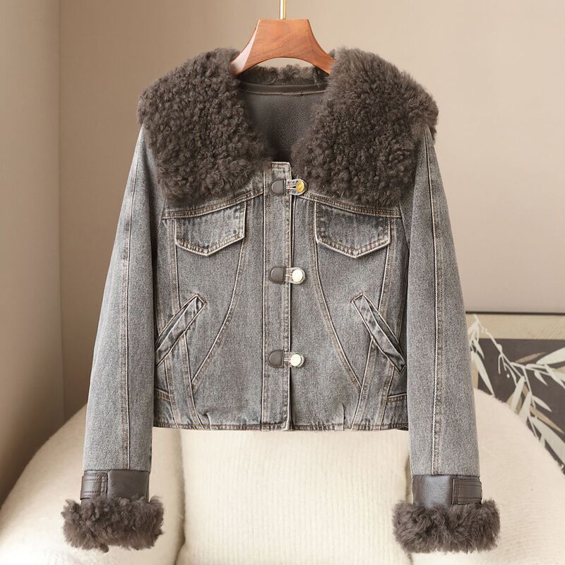 Small Quantity of Korean-Style Vintage Denim Patchwork Wool and Goose down Jacket with a Youthful Navy Collar for Women, Warm Outerwear