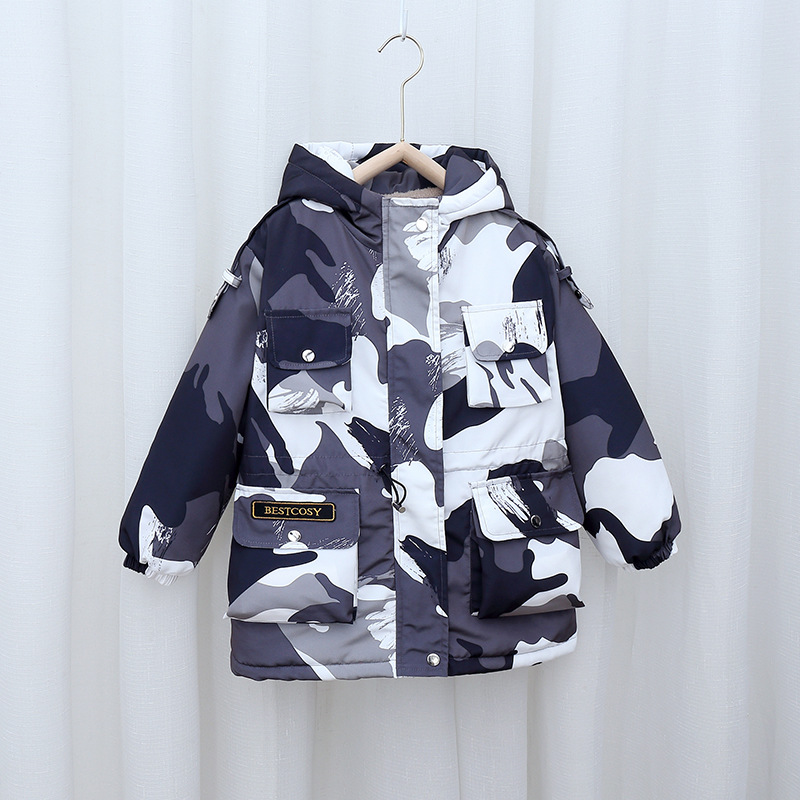 Camuflaje negro.