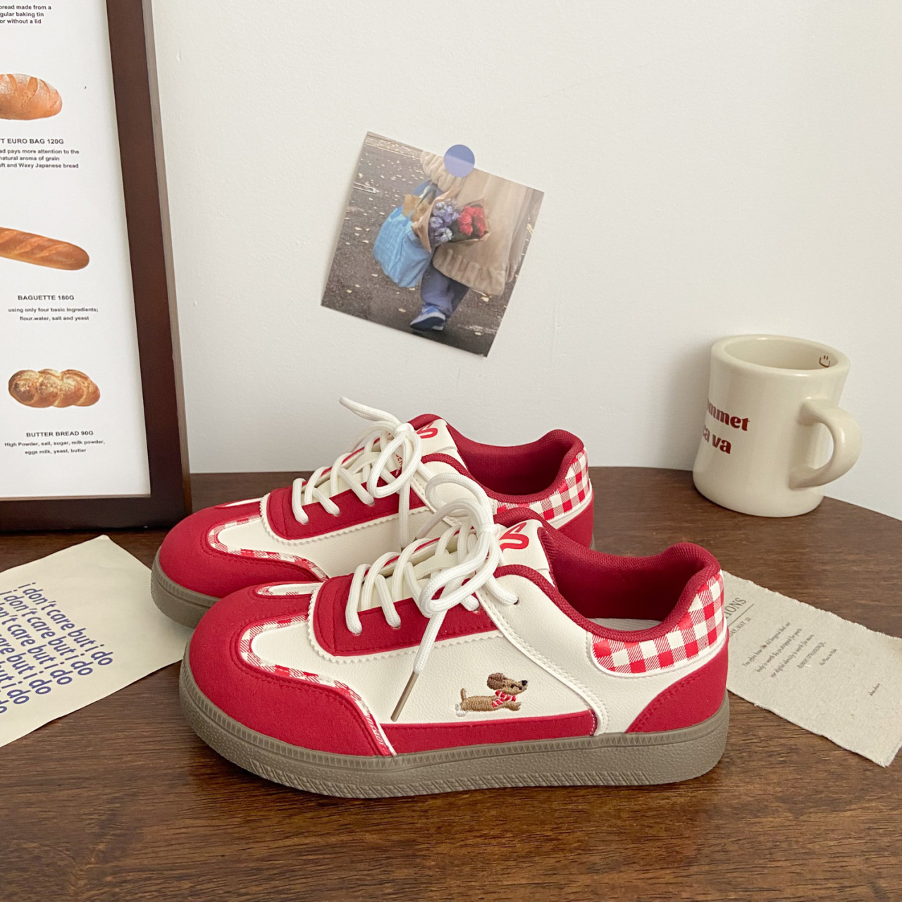 FGJX lindo cachorro zapatos de skate para mujeres 2025 otoño nuevo estilo de escuela zapatos de entrenamiento deportivos de estilo de escuela zapatos blancos casuales