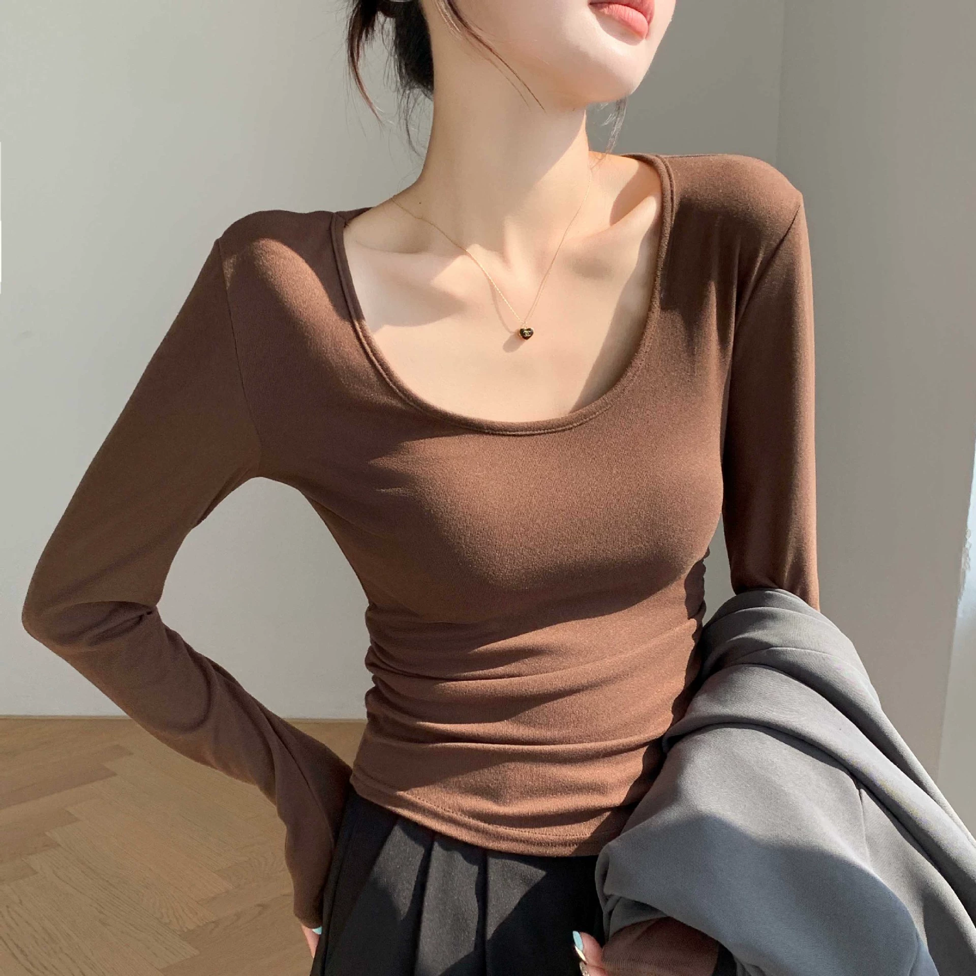 H257 кокосовый бархат большой U-образный воротник нижний