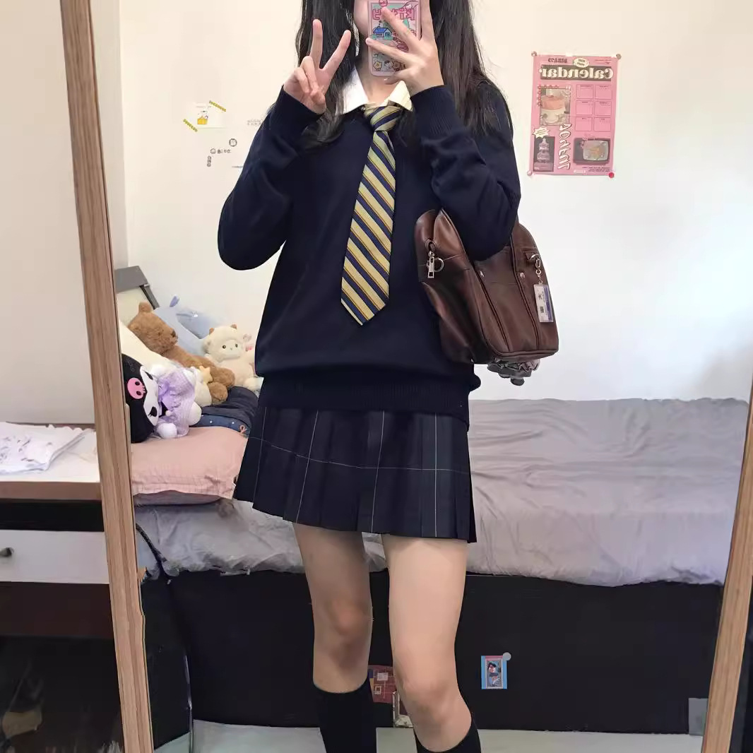 V 넥 풀오버 스웨터 여성 단색 대학 스타일 일본 JK 유니폼 가을과 겨울 스웨터 긴 소매 가을