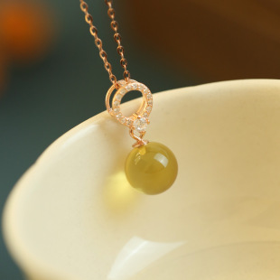 925�y�Ƕ��Ȼī�����{��AȦ�����A��Ů��С�������r��С���ٴ�