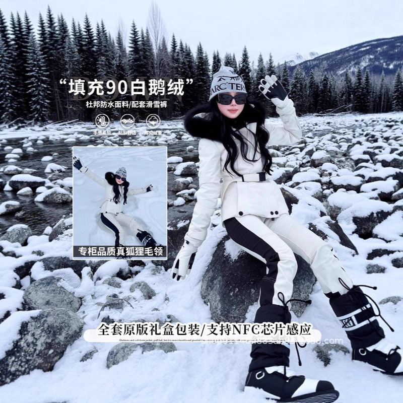 Montblanc Ski down Jacket 2025 Women's Waist-Cinching 90% White Goose down Fashionable Large Fur Collar Fox Fur Pinghu down Jacket