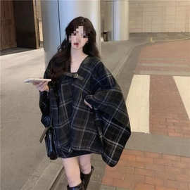 小香风黑色中长款格子毛呢外套女春秋宽松百搭小个子斗篷披肩大衣