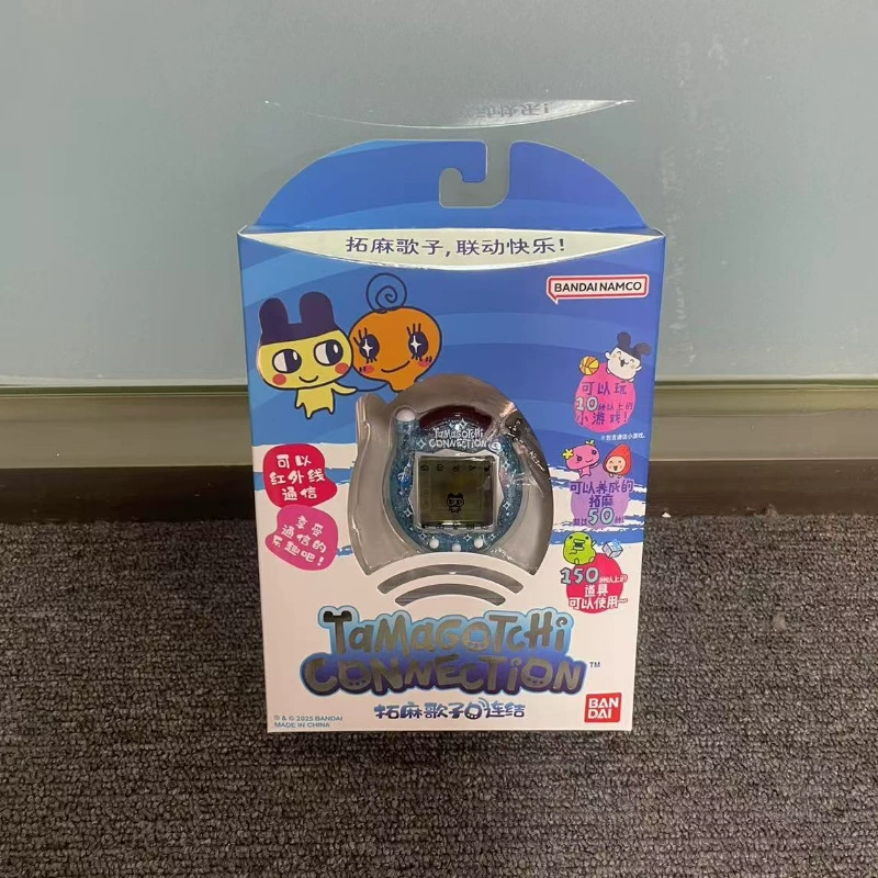 Игрушка виртуальный питомец Bandai Tamagotchi Connection — реплика и подключаемые модели, разные цвета (12 коробок)