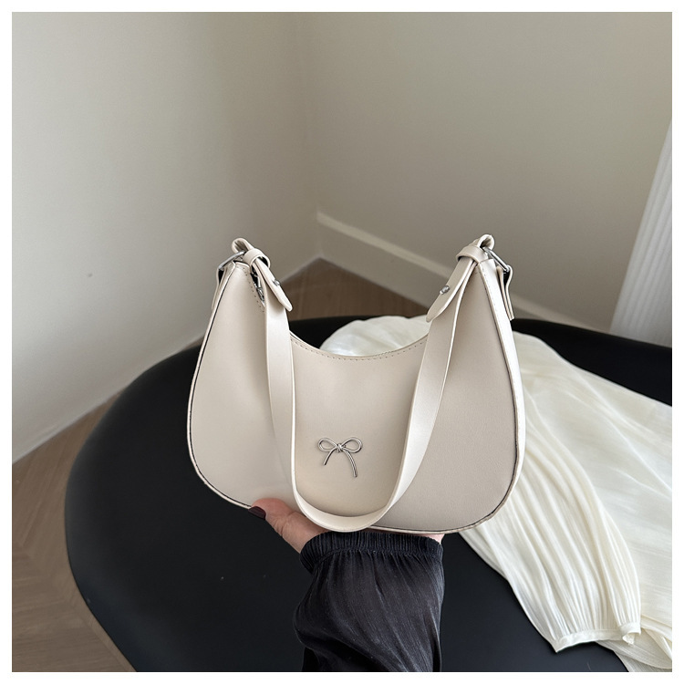 450g Weight Nylon Lining Material Zipper Closure Type Single Shoulder Strap Strap Type Shoulder Bag Bags Type Daily Occasion Pu Leather Material Solid Color, Bow Knot Pattern All Seasons Season Women's Gender Sewing Thread Design Streetwear Style Square Shape Large Size Women's Large Pu Leather Solid Color Bow Knot Streetwear Square Zipper Shoulder Bag 15