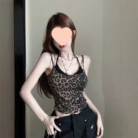 夏季新款性感豹纹吊带小背心假两件外穿酷辣妹风格修身短款上衣女