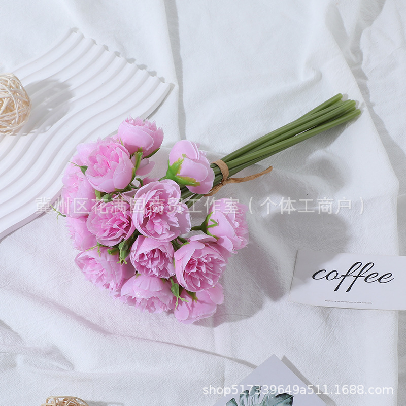 27 simulación casera con flores de té rosa flores falsas ramo de flores de alto nivel de diseño de escena realista