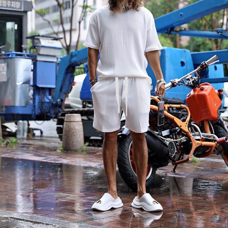 Men's Summer Vertical Stripe Lounge Set, Breathable Short Sleeve Shirt And Shorts Outfit For Vacation & Casual Wear_viptrois.com