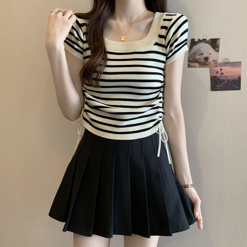 Striped Knitted Short-Sleeved T-Shirt for Women 2025 Summer Loose Slimming Design Short Drawstring Top Square Neck Blouse Striped Knitted Short-Sleeved T-Shirt for Women 2025 Summer Loose Slimming Design Short Drawstring Top Square Neck Blouse