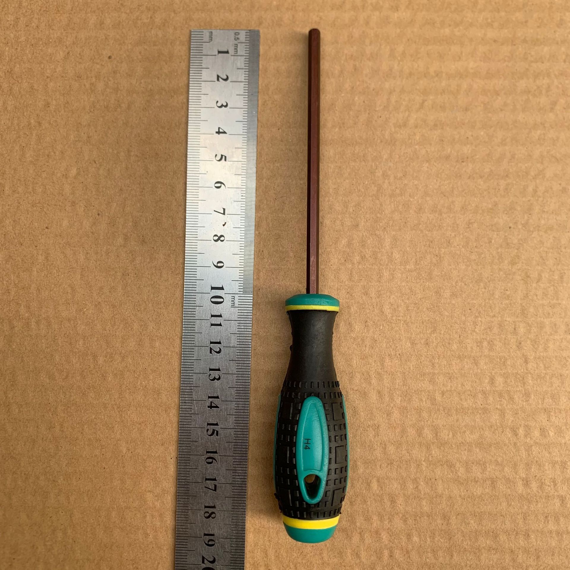 Fabricante de FUENTE S2 destornillador de forma especial Destornillador hexagonal destornillador de ciruela triángulo en forma de U en forma de Y