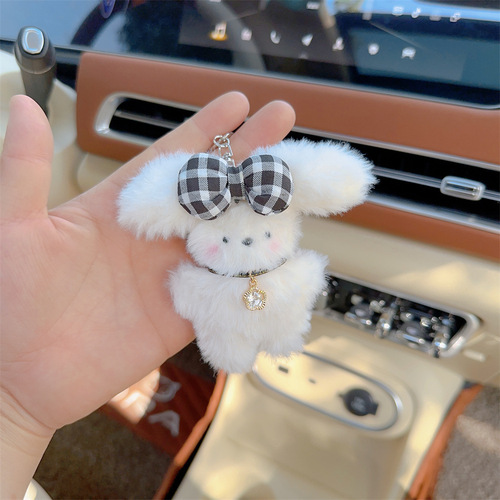 Keychain cartoon female pendant Internet celebrity pendant cute plush car bag goddess cartoon cute rabbit decorative car pendant