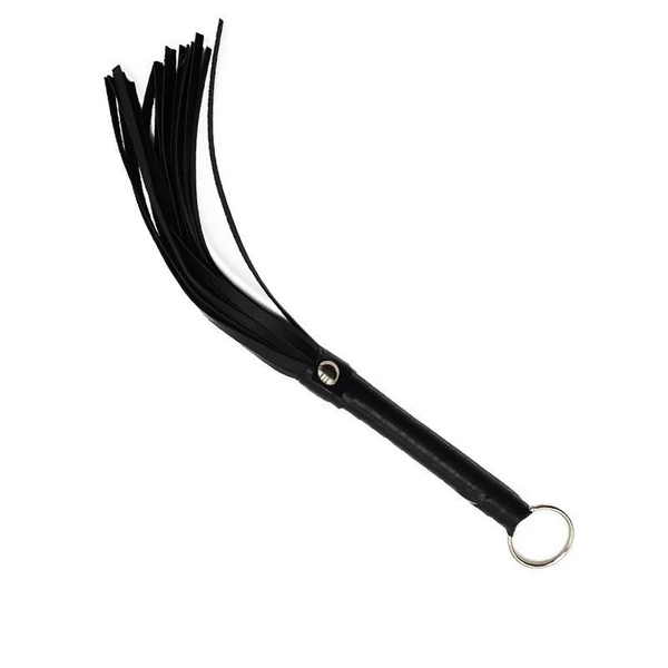 Short black ring