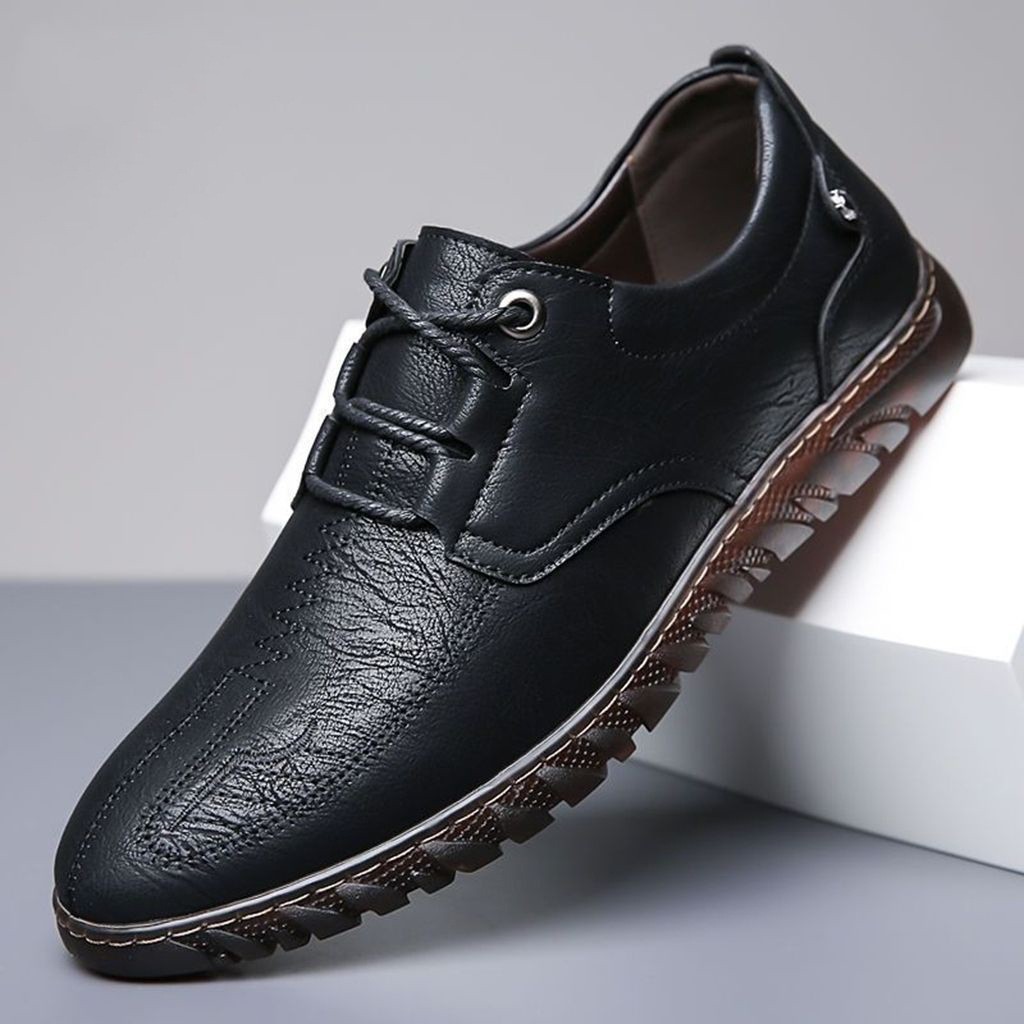 Zapatos de cuero casuales para hombres de nueva tendencia, suela blanda, suela blanda, suela de tendón de res, zapatos de cuero de negocios de estilo británico, zapatos de papá de mediana edad