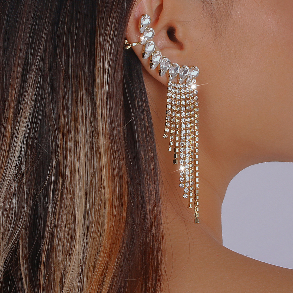 20g Weight Rhinestones Inlay Material Earrings Classification Alloy Material Geometric Pattern Women'S Gender Fashion Style Gold, Silver Color Fashion Geometric Alloy Rhinestones Drop Earrings 3