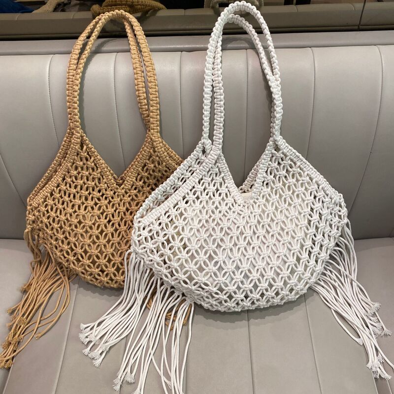 Retro Bohemian Style Woven Tote Bag for Women Summer Large Capacity Fashionable Casual Tassel Hollow Shoulder Bag Retro Bohemian Style Woven Tote Bag for Women Summer Large Capacity Fashionable Casual Tassel Hollow Shoulder Bag