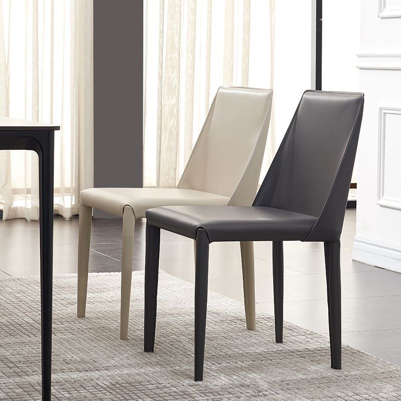 uh餐椅家用现代简约北欧轻奢意式极简餐桌椅子折叠轻奢