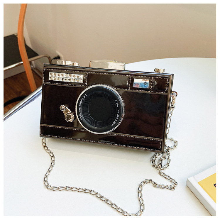 Women's Small Pu Leather Camera Fashion Chain Square Lock Clasp Crossbody Bag display picture 10