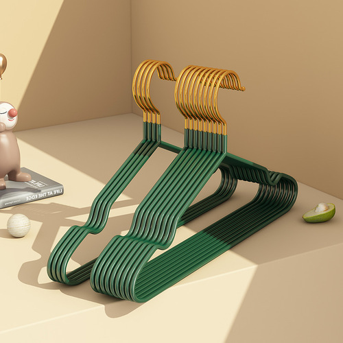 新款金钩防滑家用无痕简约衣架金属成人防滑带凹槽全色系浸塑衣架