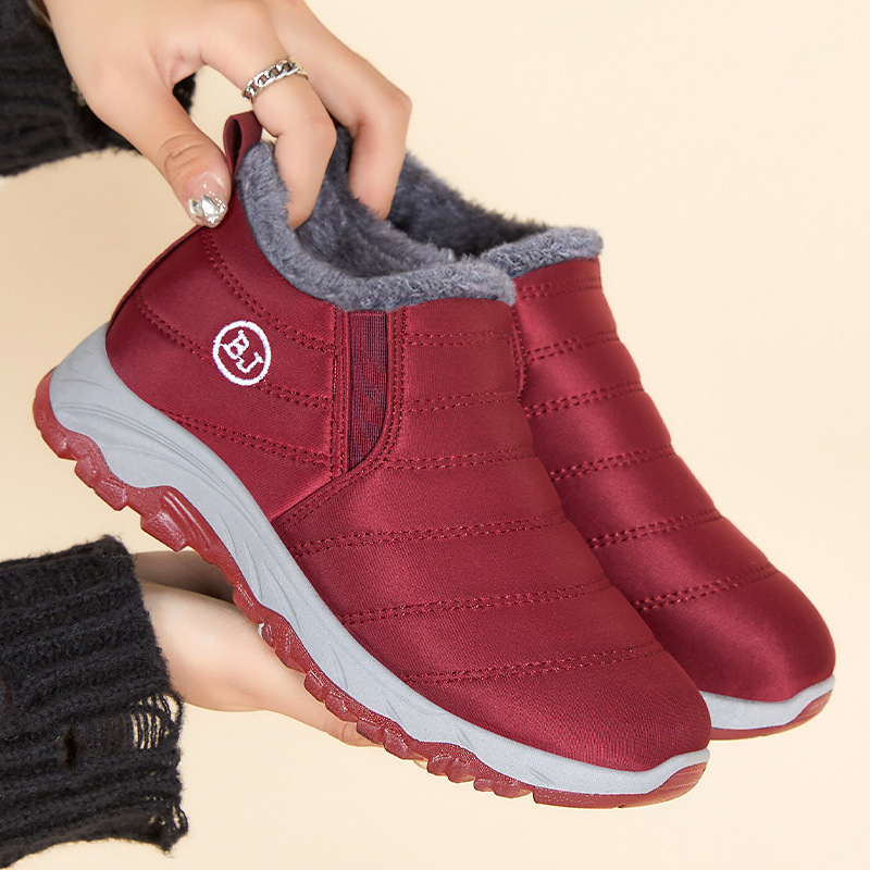 Zapatos de algodón 2024 invierno nuevas botas de algodón un cabello de mediana edad botas gruesas pareja calentadas botas de nieve