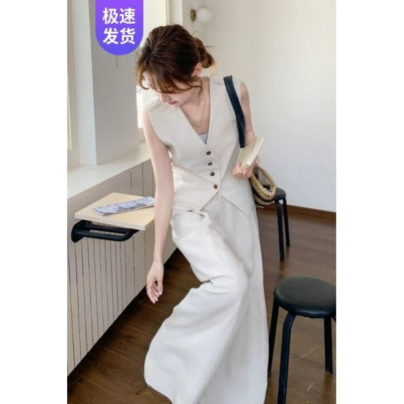 夏服、大きいサイズのファットMMベストトップス、ワイドレッグパンツ、フレンチスタイルのオールドマネースタイルの女性用ツーピーススーツの完全なセット|undefined