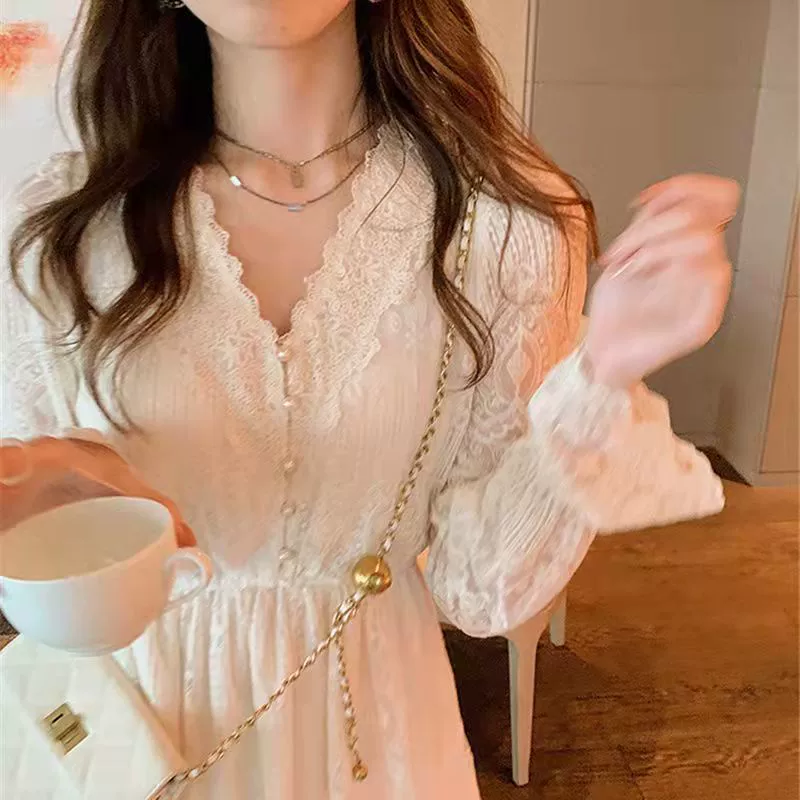 Autumn white long skirt, lace long-sleeve, dress, city style, bright catchy style, french style
