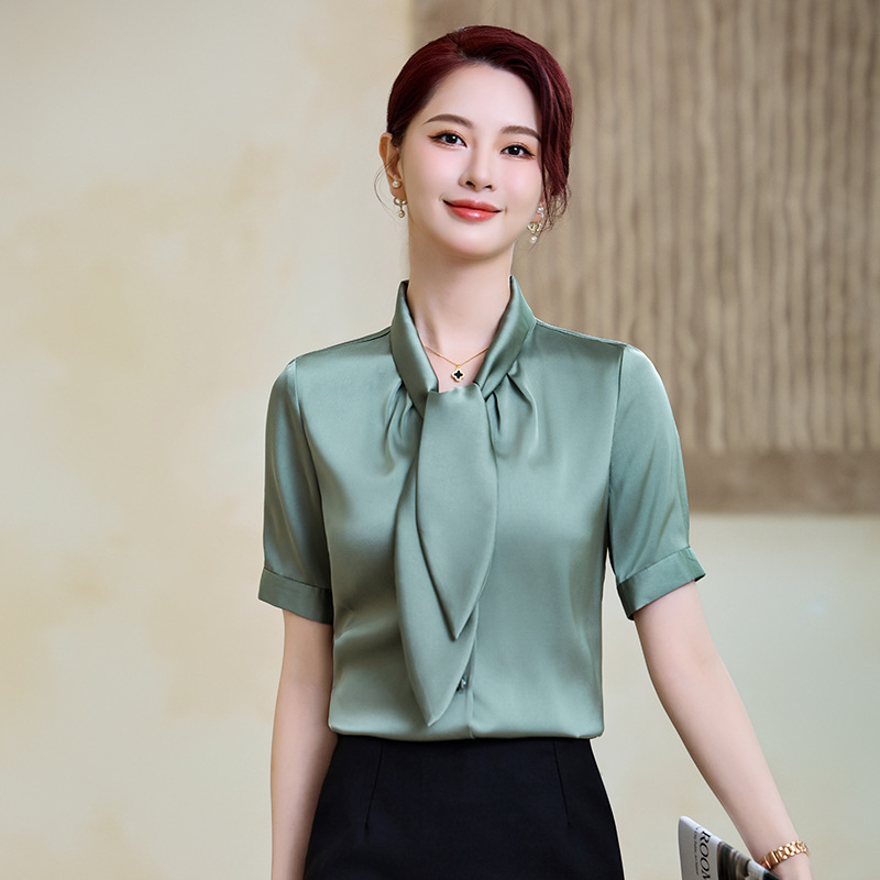 Green summer shiffon shirt with bow