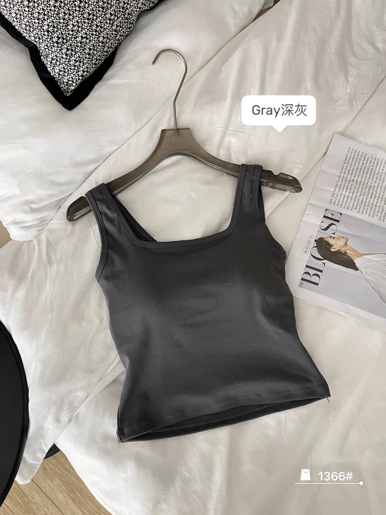 Хлопковый бюстгальтер? Wait that seems wrong. The input: "Cotton brace, comfortable tank top". Could be incorrect. Probably