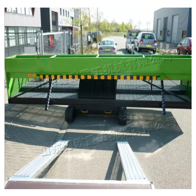 小区地面施工铺砖机 园林广场方砖自动铺平机 人行道砖块摊铺机