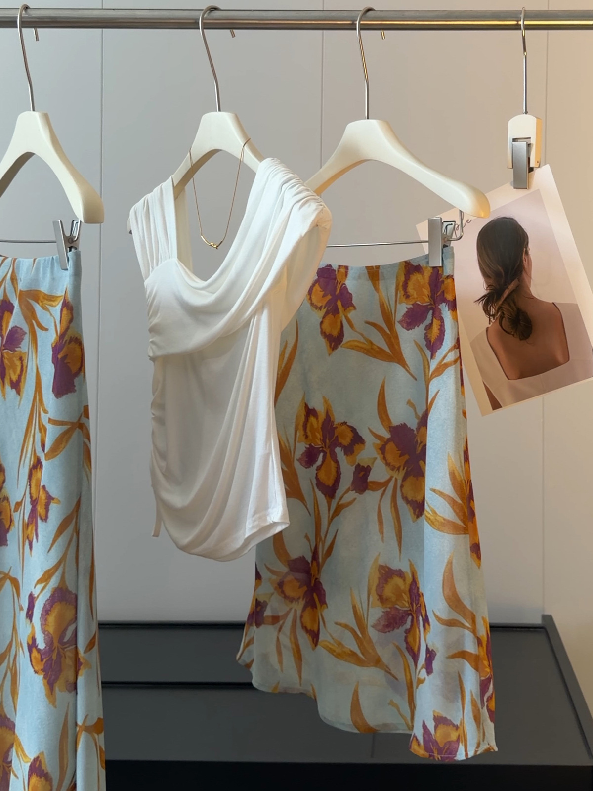 French Iris Floral Print Midi Skirt For Women, High-Waisted Flowy A-Line Chiffon Skirt With Mermaid Hem For Summer_ecoleips.com