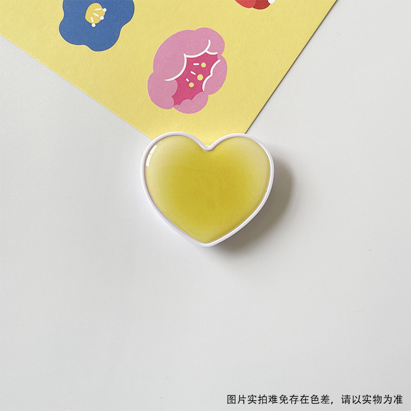 爱心渐变黄