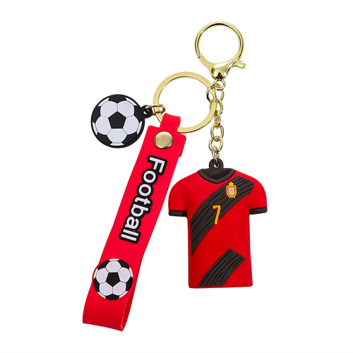 Creative football Ronaldo uniform keychain car pendant cute claw machine gift exquisite bag pendant wholesale