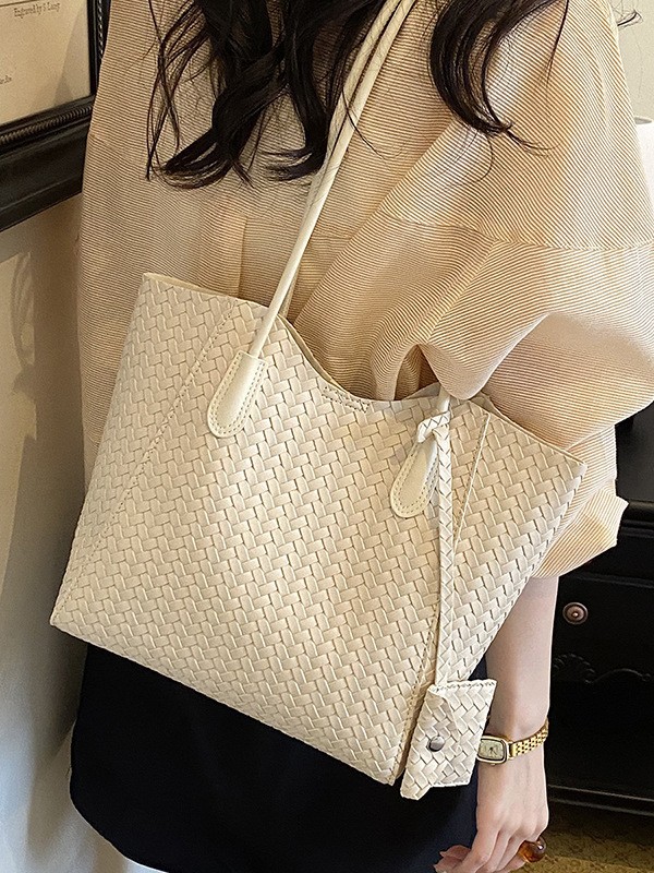 Bolso de mujer 2026 nuevo estilo transfronterizo de alta calidad tejido de moda canasta de verduras de hombro bajo la axila bolso de madre