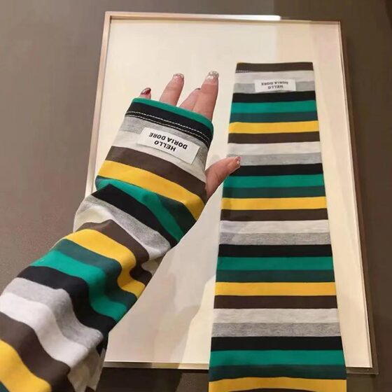 New Sunscreen Ice Silk Sleeve UV Shade Striped Girl's Color Splicing 2024 Summer Loose Outgoing Arm Protection