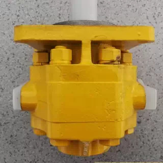 Shantui SD22 bulldozer parts: Transfer case 6691-21-4170 pump drive shaft compatible with SD22