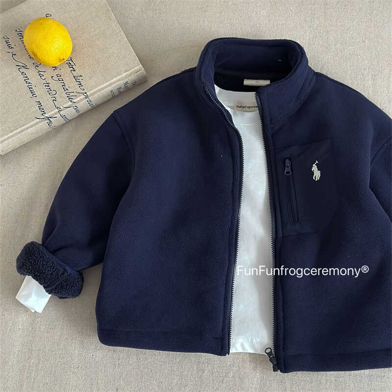 Child Star Round Ropa para niños Abrigo de otoño e invierno Suéter de lana de doble cara para niños Top de terciopelo grueso de marca de moda japonesa para bebés