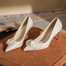 817-10 法式高跟鞋女细跟2024年新款新娘鞋花朵婚鞋尖头浅口单鞋