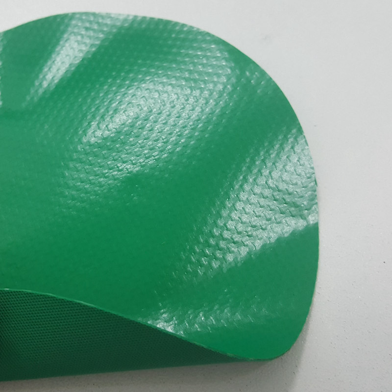 0.55mm纹路小钻石纹绿色PVC夹网布 500D防水箱包布