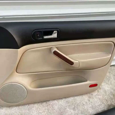 Door Panel Skin Height – Sürətlər qutusu və əl tormozu başlıqları