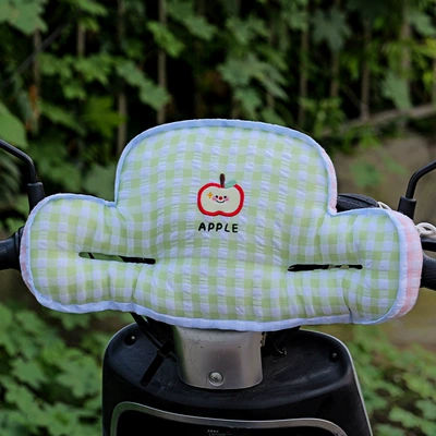 Electric Vehicle Safety Seat Thickened Anti-Collision Pad Child Head Protection Electric Vehicle Head Pad Infant Headrest Protection Artifact (Elektromobil üçün bamper qoruyucu yastıqlar) - anti-collision-pad-smile-apple-plaid-one-green-4323cm