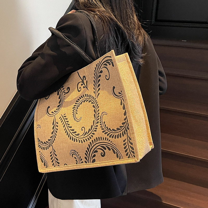 765g Weight Magnetic Buckle Closure Type Double Handle Strap Type Handbag Bags Type Casual, Holiday Occasion Hemp Material Geometric Pattern All Seasons Season Women's Gender Elegant, Vintage Style Style Square Shape Women's Hemp Geometric Elegant Vintage Style Square Magnetic Buckle Handbag 9