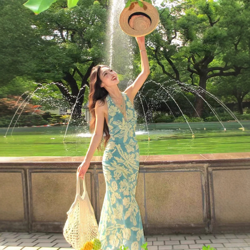 Beautiful Beach Dress for Seaside Vacation, French-Style Sleeveless Halter Neck, Waist-Cinching, Blue Printed V-Neck Dress, Backless Long Dress