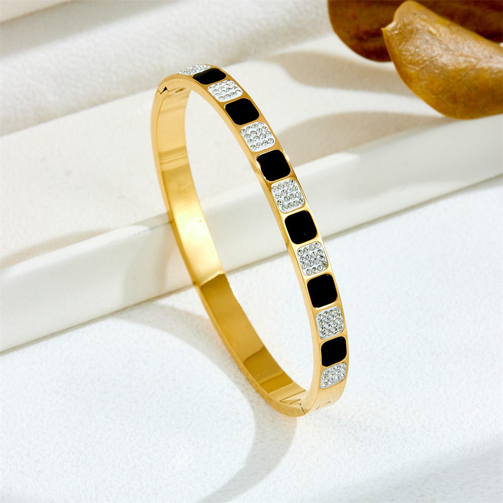 24g Weight Shell, Zircon Inlay Material Bangle Classification Titanium Steel Chain Material 1 Piece Quantity Daily Occasion Titanium Steel Material Geometric Pattern All Seasons Season Women's Gender Plating, Inlay Design Retro Style Retro Geometric Titanium Steel Shell Zircon Bangle In Bulk 1