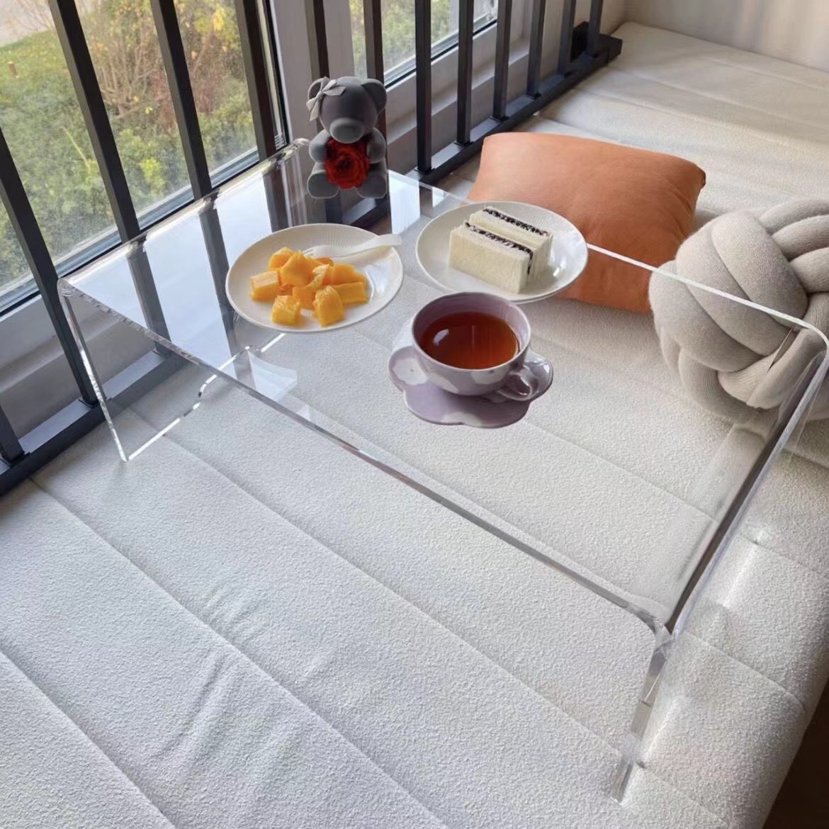 Mesa de centro de acrílico Mesa lateral para el hogar de celebridades de Internet transparente y simple Mesa lateral de dormitorio nórdico Mesa lateral de sofá con ventana salediza