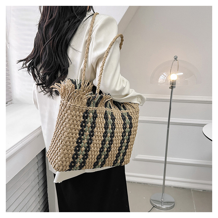 Women's Medium Straw Stripe Vacation Square Open Straw Bag display picture 13