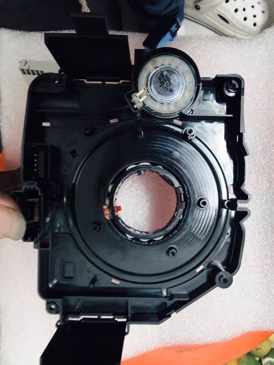 Suitable for Peugeot New 408 2008C4 Sega C4 Picasso Combination Switch Valeo Steering Horn Coil
