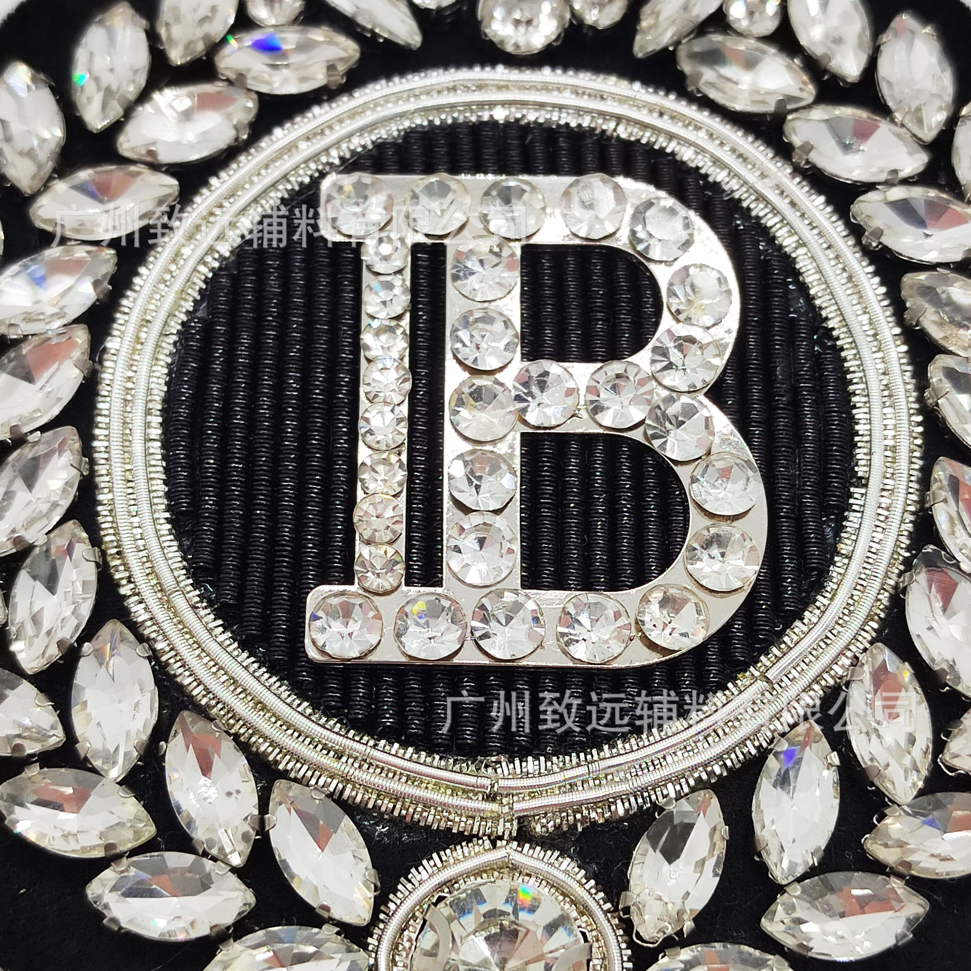 Joyería artesanal con cuentas del fabricante, disponible en stock, parches de tela con perlas y diamantes de imitación de alta gama, accesorios para ropa, zapatos y sombreros, decoraciones DIY. image 4
